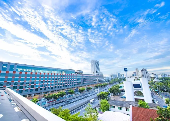 Baan Neeracha
